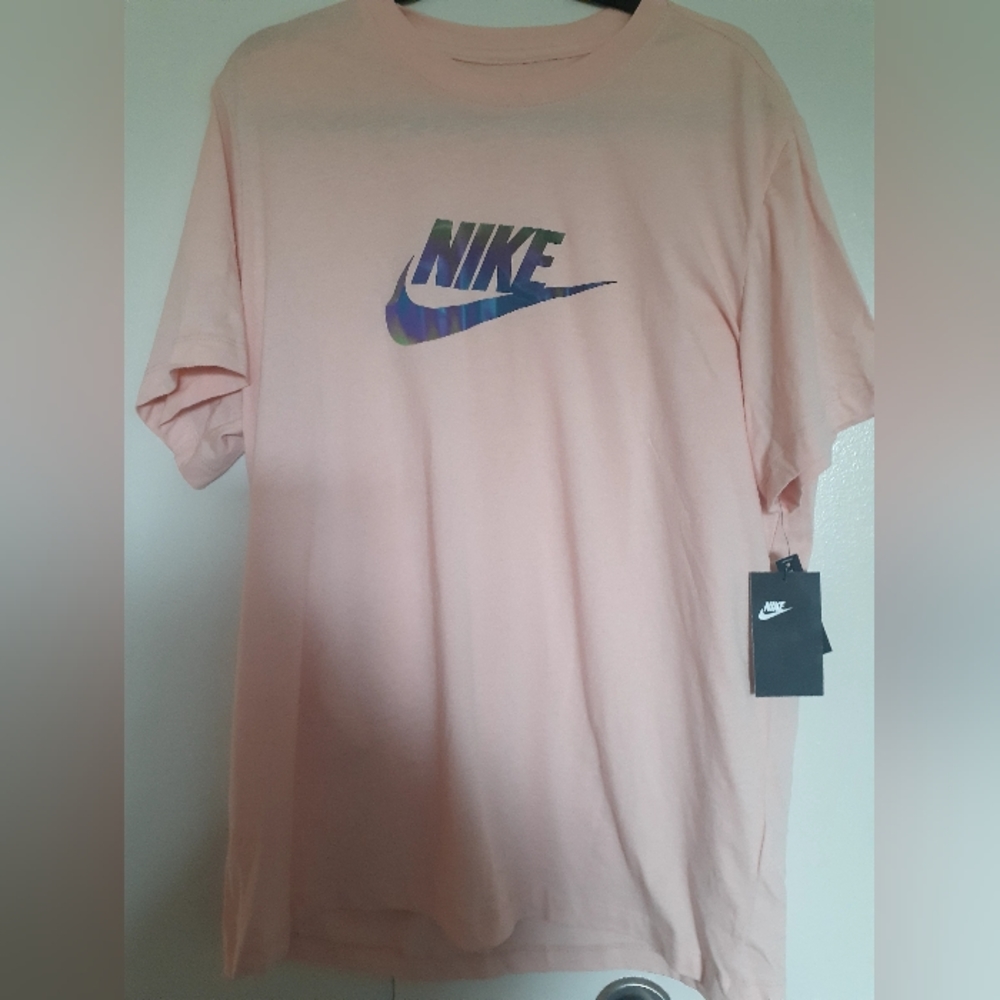 Nike T-shirt